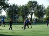 Laatste training S.K.N.W.K. JO11-1JM van seizoen 2022-2023 (partijtje tegen de ouders) (209/221)